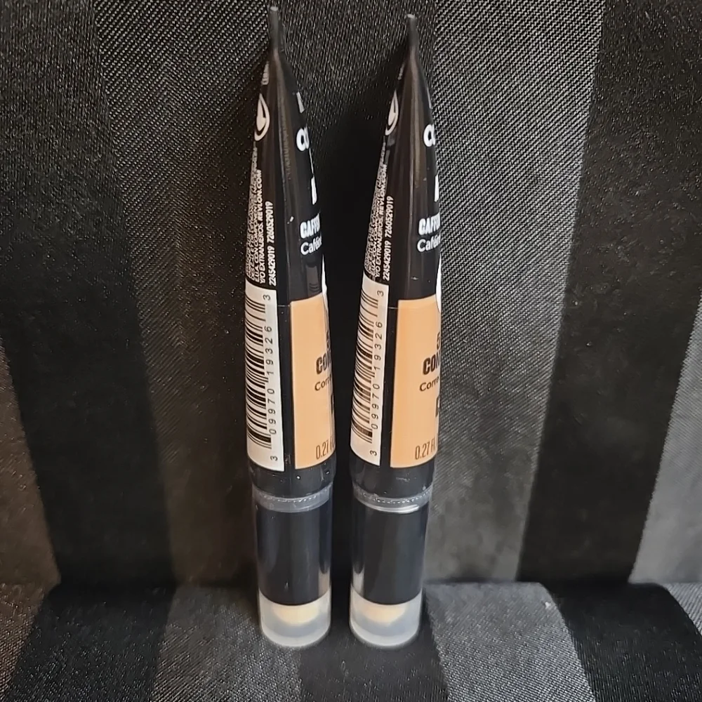 2pc Lot Revlon Colorstay Skin Awaken 24HRS 5 In 1 Concealer #055 Latte